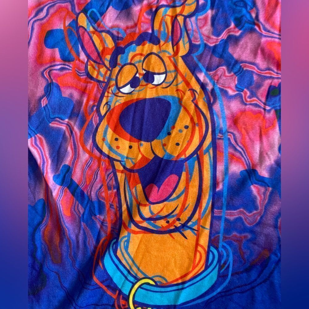 Scooby Doo Trippy Tshirt - Picture 5 of 5